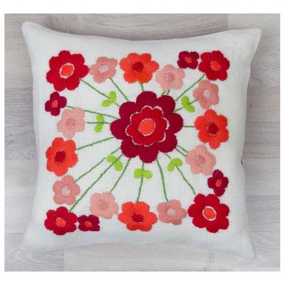 FLOWER PILLOW COVER RED BACK KIT 40X40CM