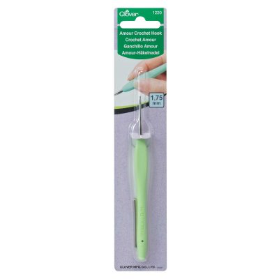 CLOVER AMOUR CROCHET HOOK STEEL 1.75MM 1220