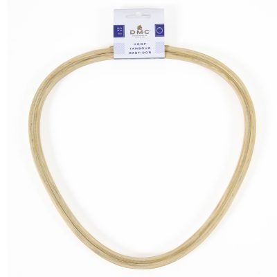DMC TRIANGULAR PINE HOOP 26.5 X 26CM